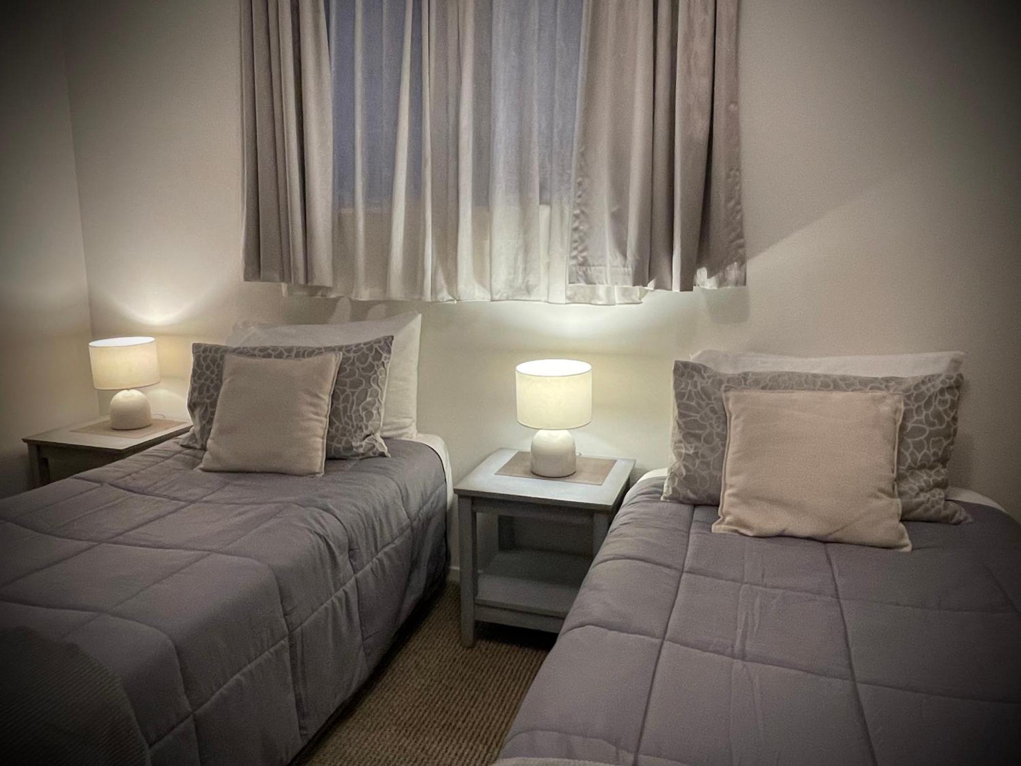 Bavaria Boutique Hotel Auckland Bagian luar foto