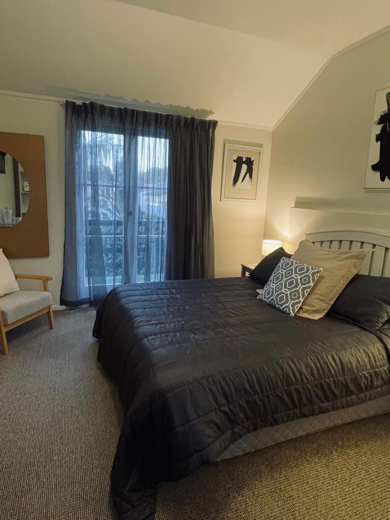 Bavaria Boutique Hotel Auckland Bagian luar foto