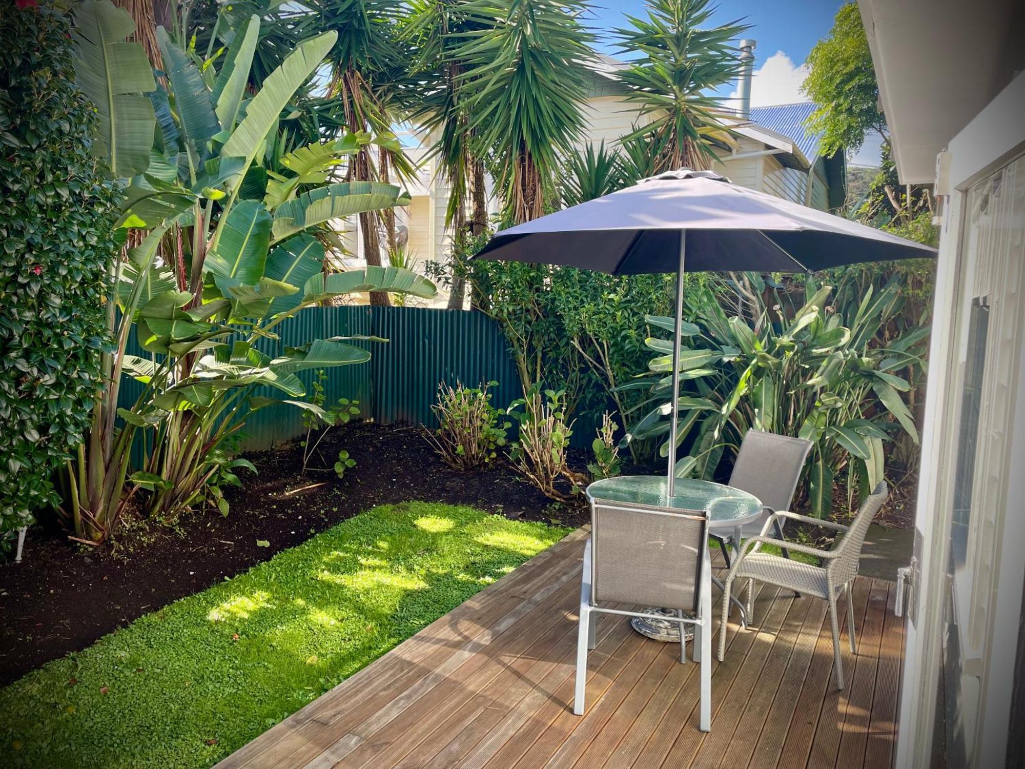 Bavaria Boutique Hotel Auckland Bagian luar foto